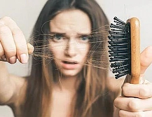 Die 10 besten Behandlungen gegen Haarausfall