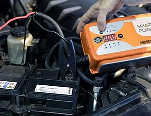 15 meilleurs chargeurs de batterie de voiture