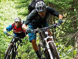 10 besten Mountainbikes unter 15.000 Rubel