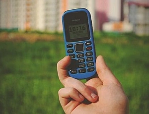 Die 10 günstigsten Feature-Phones 2021